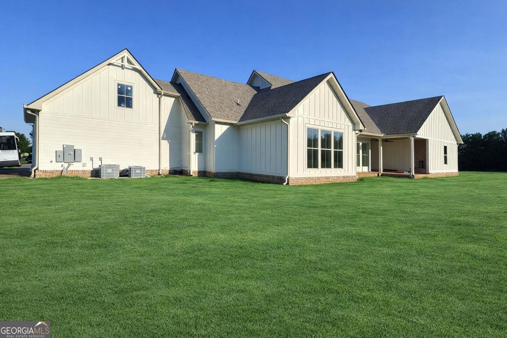 Photo of 391 Walter Moore Road, Jackson, GA 30233 (MLS # 10685137)