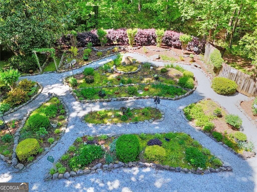 Lilburn, Georgia 30047, United States, 4 Bedrooms Bedrooms, ,5 BathroomsBathrooms,Residential,Active,204571