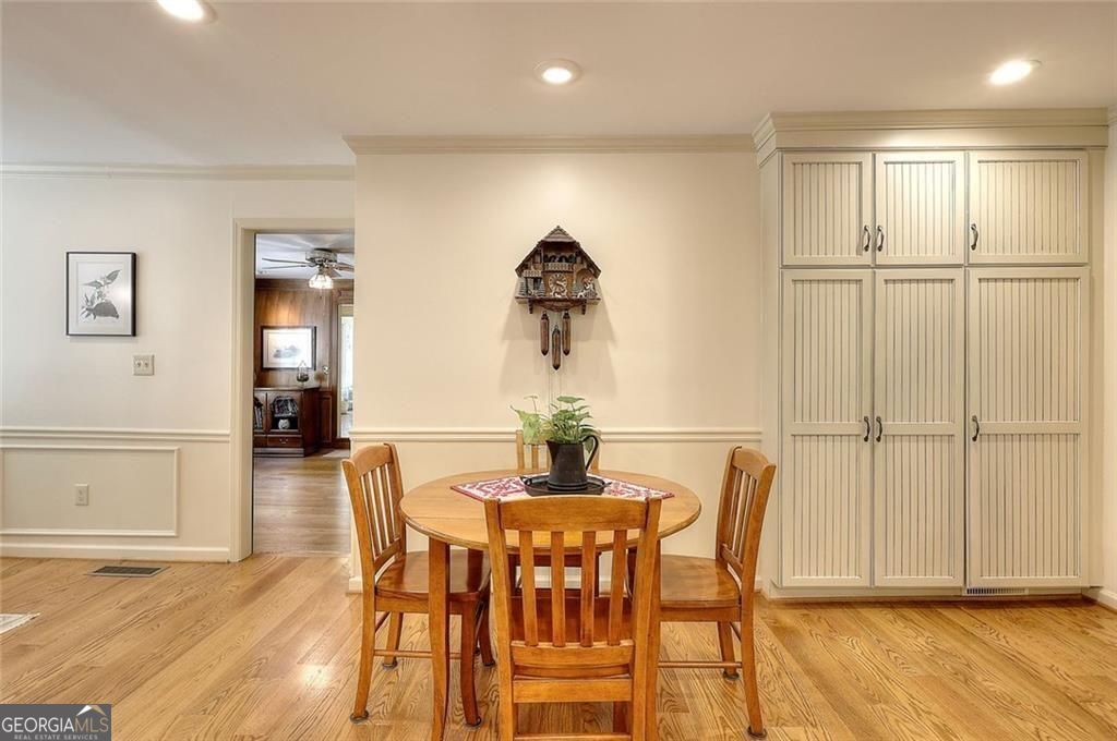 Lilburn, Georgia 30047, United States, 4 Bedrooms Bedrooms, ,5 BathroomsBathrooms,Residential,Active,204571