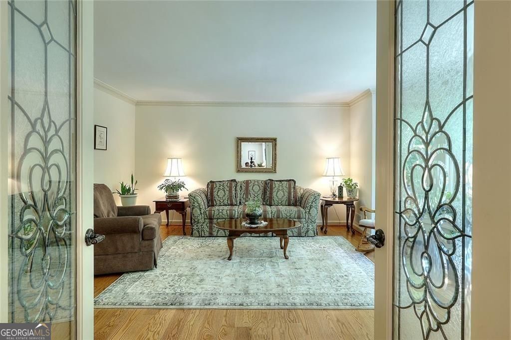 Lilburn, Georgia 30047, United States, 4 Bedrooms Bedrooms, ,5 BathroomsBathrooms,Residential,Active,204571