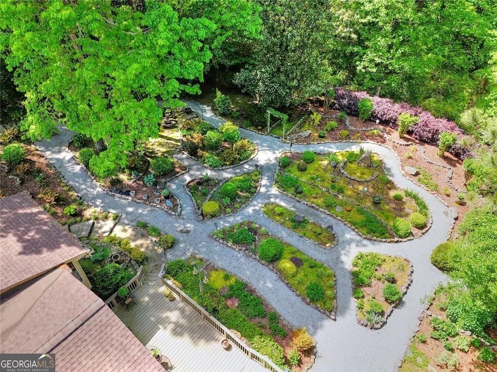 Lilburn, Georgia 30047, United States, 4 Bedrooms Bedrooms, ,5 BathroomsBathrooms,Residential,Active,204571