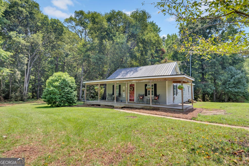 Photo of 2089 Highway 81 S, Covington, GA 30016 (MLS # 10814965)
