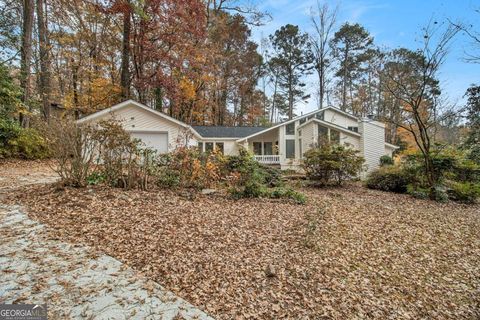 Photo of 4380 Wood Creek Drive, Marietta, GA 30062 (MLS # 10648692)