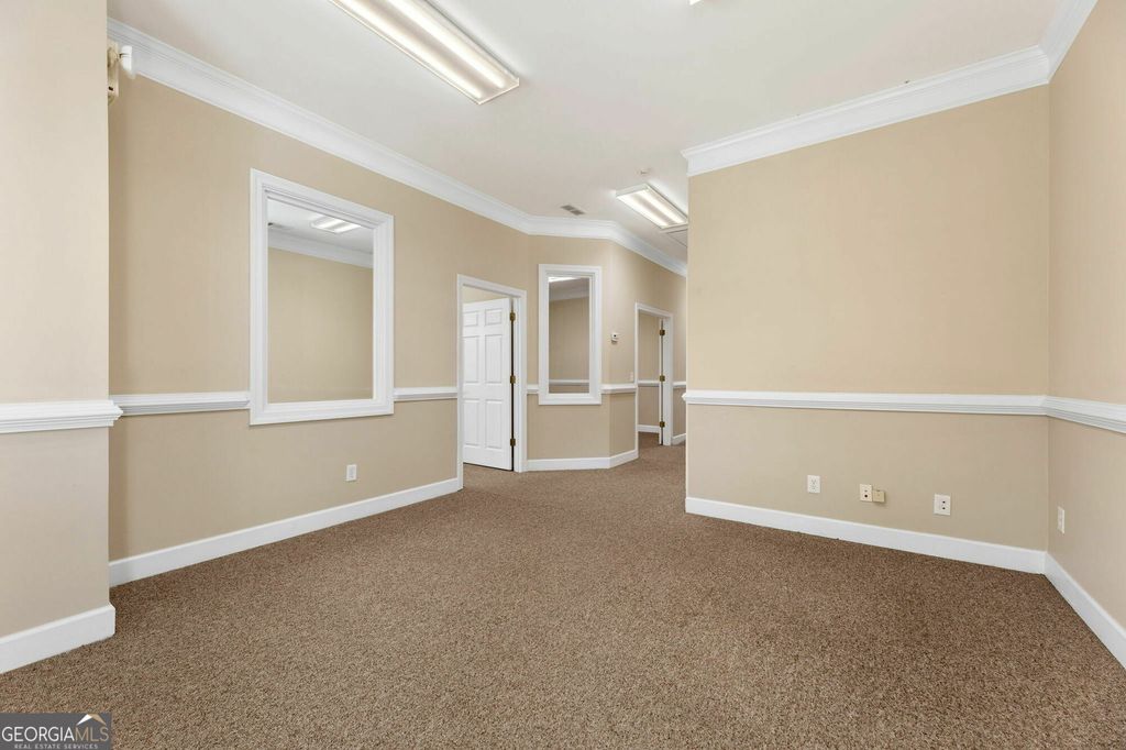 Photo of 3535 Roswell Road #18, Marietta, GA 30062 (MLS # 10721750)