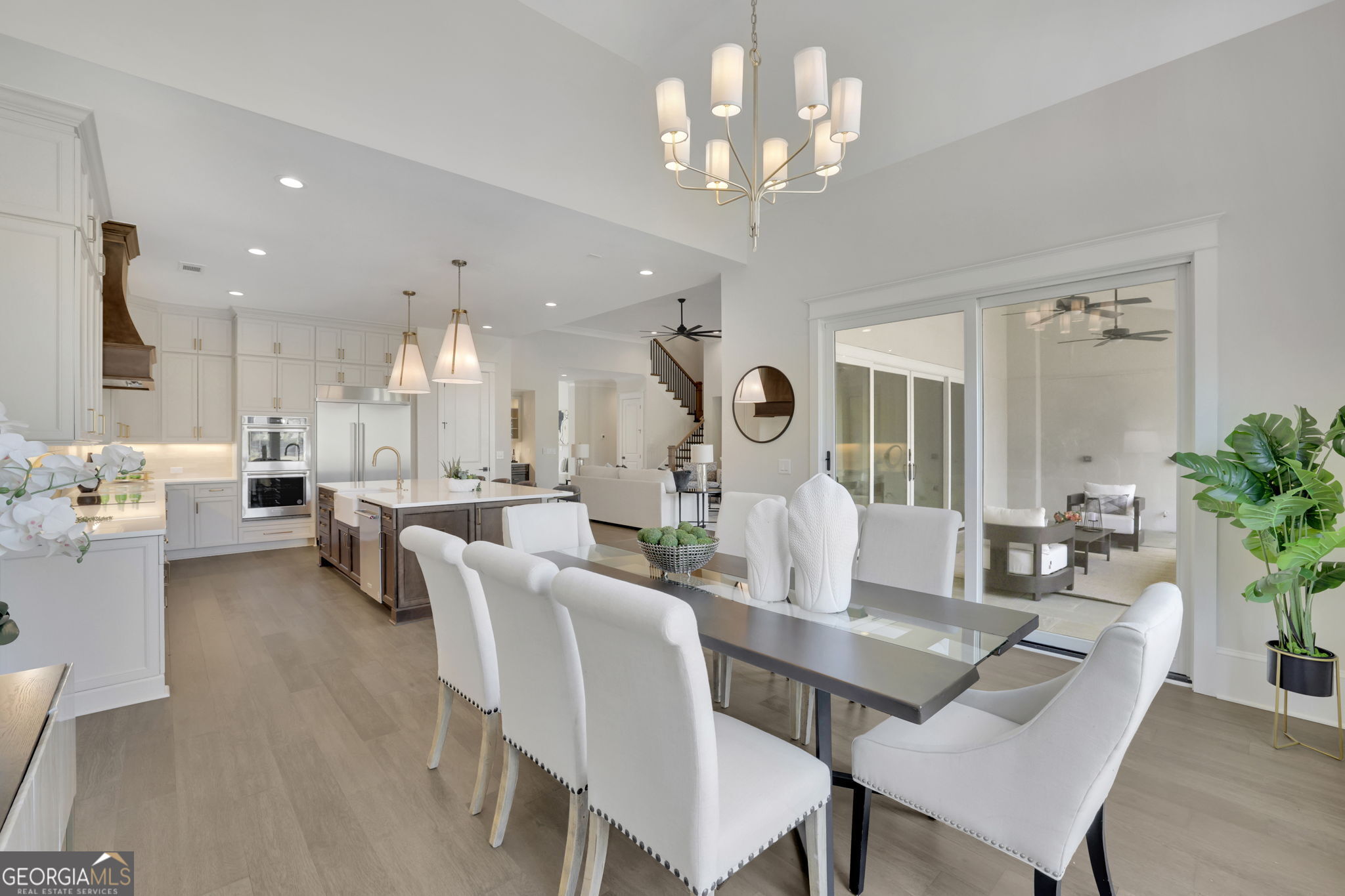 123 Candler LOOP