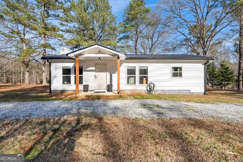 Photo of 588 Vaughn Road, Griffin, GA 30223 (MLS # 10693703)