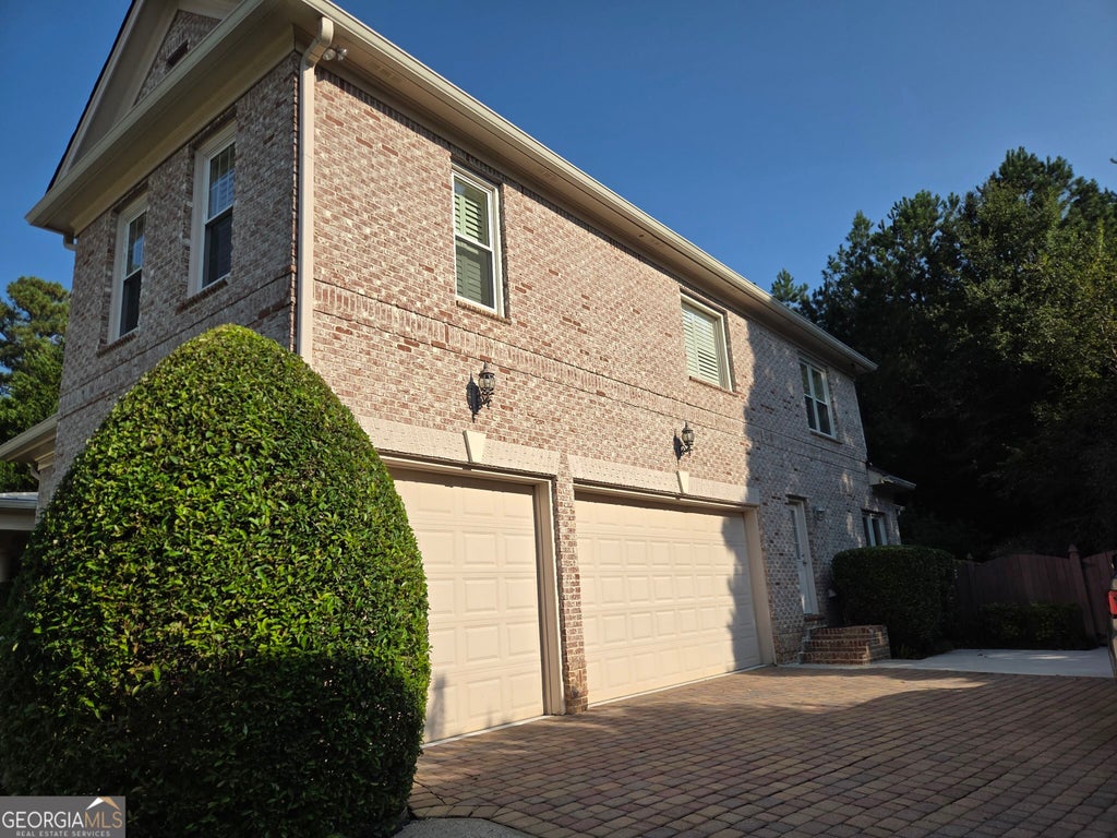 Photo of 4690 Prestbury Drive, Suwanee, GA 30024 (MLS # 10846253)