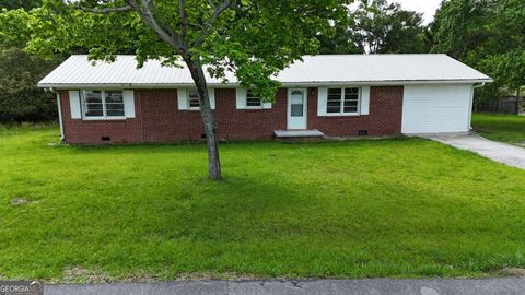Photo of 77 Frances St, Summerville, GA 30747 (MLS # 10614602)