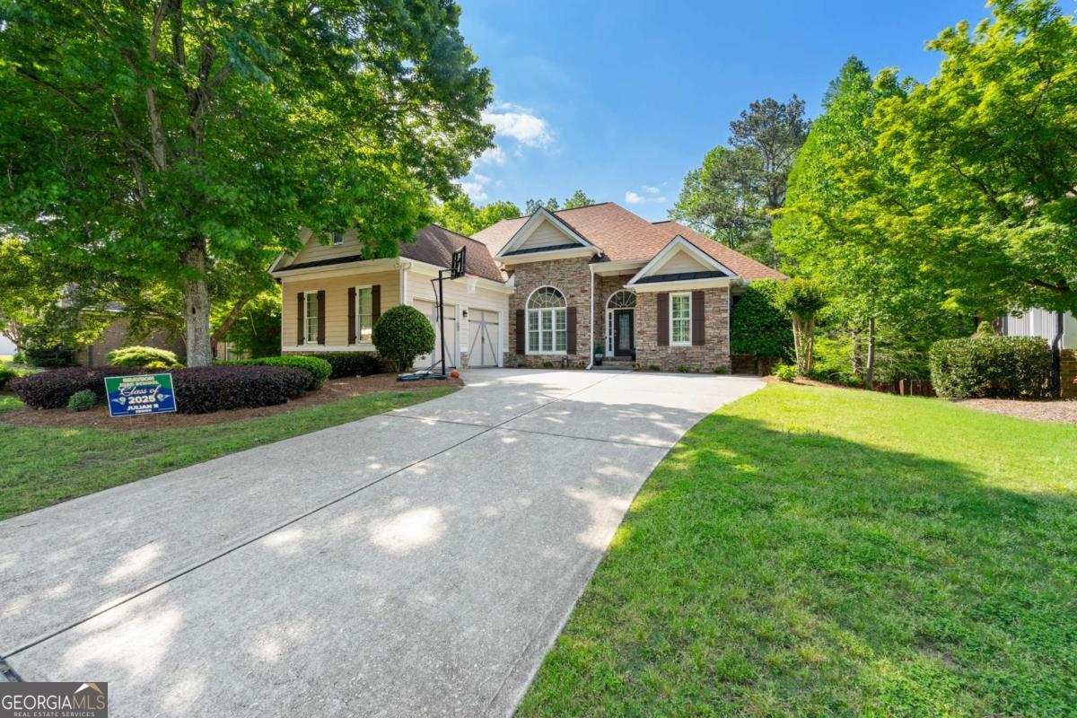 931 Windsor Creek DR