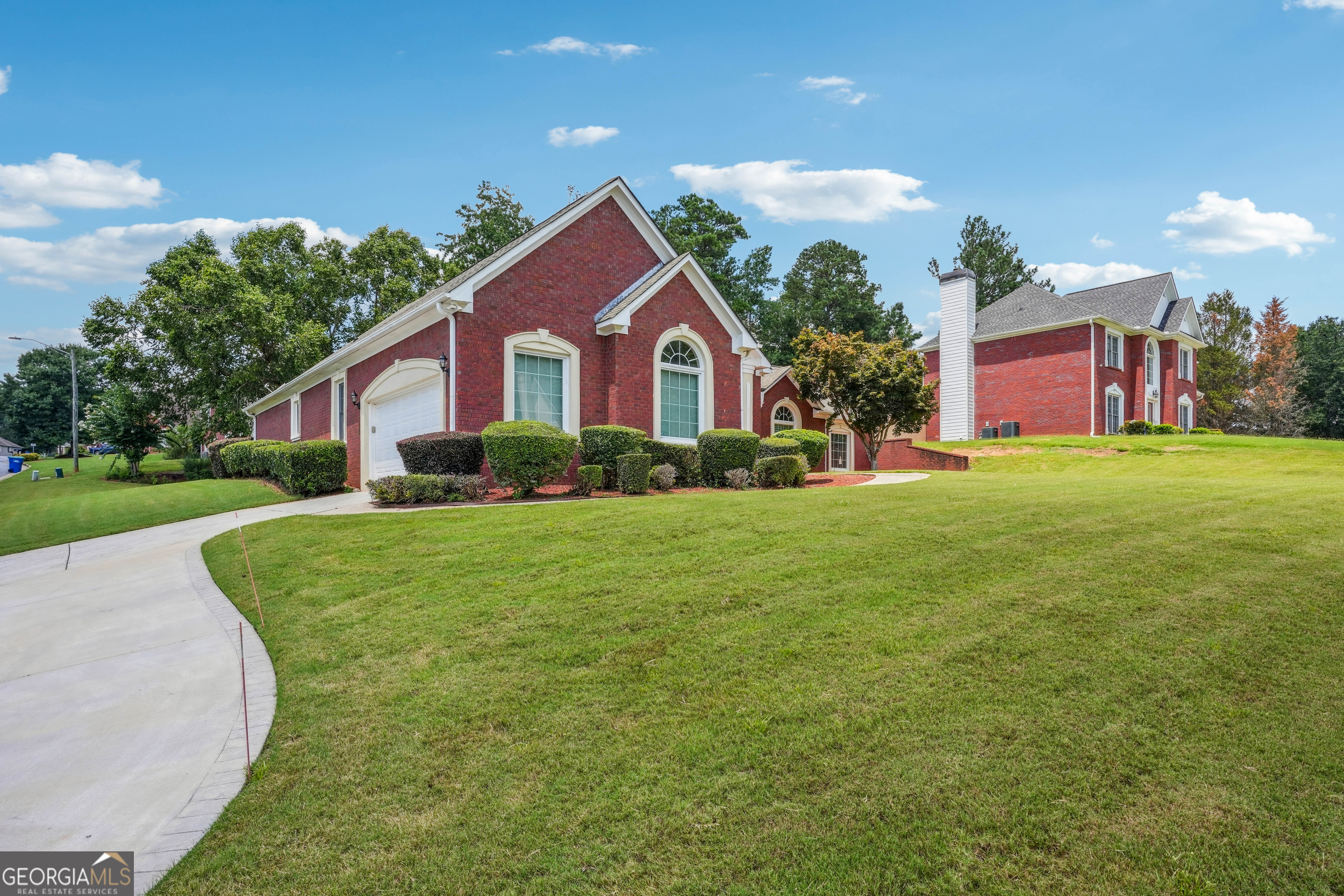 4955 Highland Lakes DR