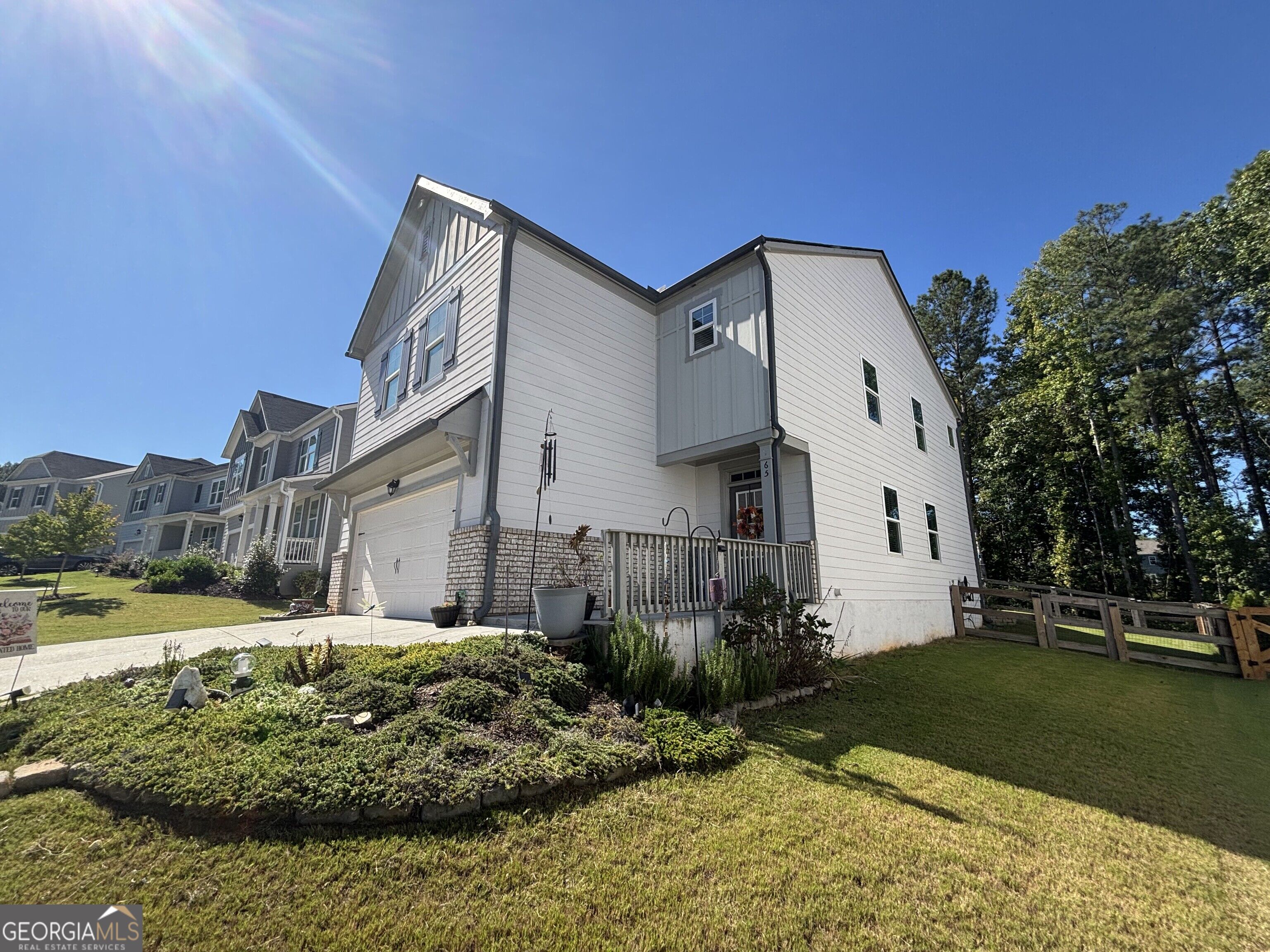 65 White Cedar DR