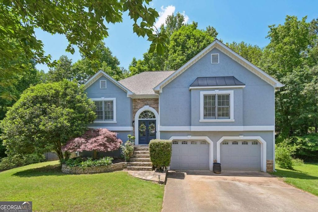 Photo of 421 Middle Valley Lane, Woodstock, GA 30189 (MLS # 10765213)