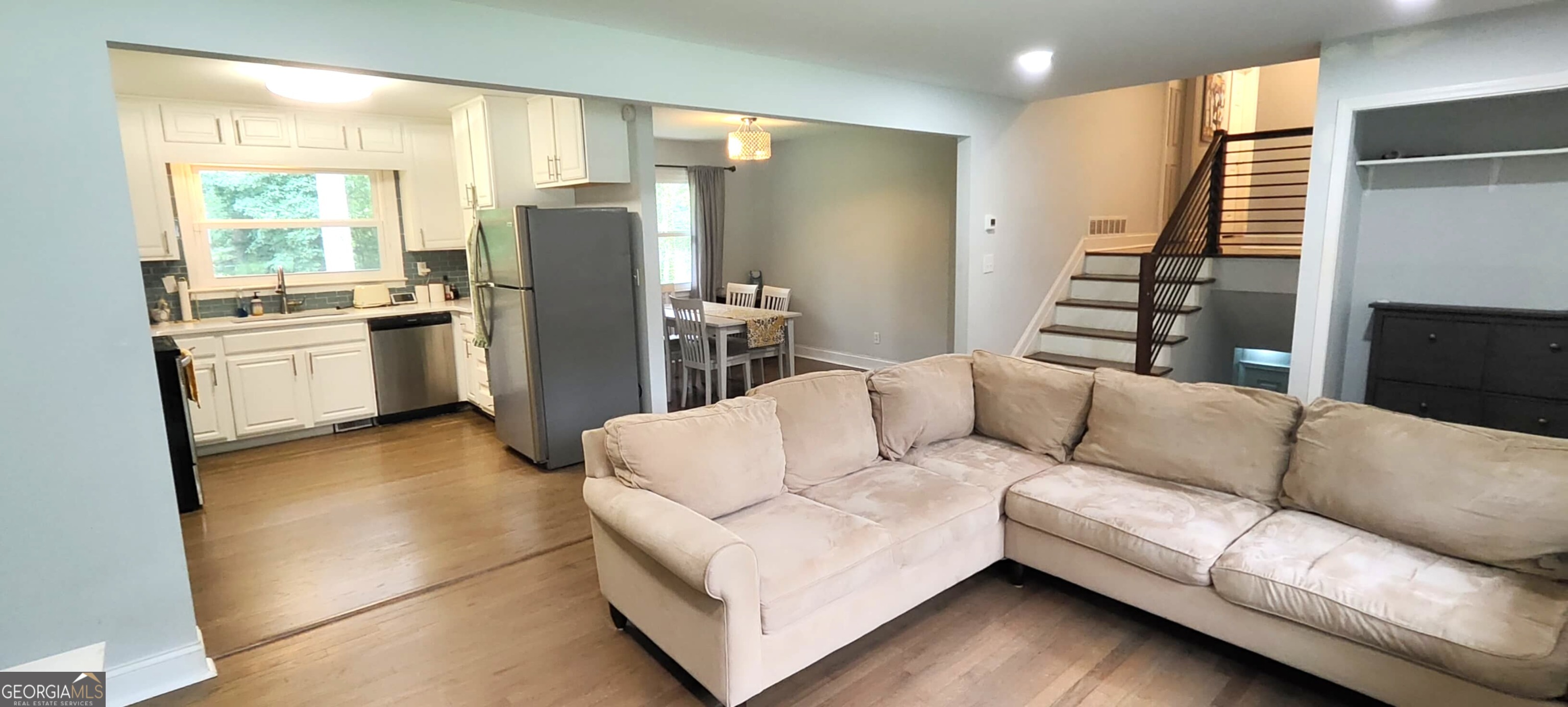 2752 Arrowood DR UPSTAIRS