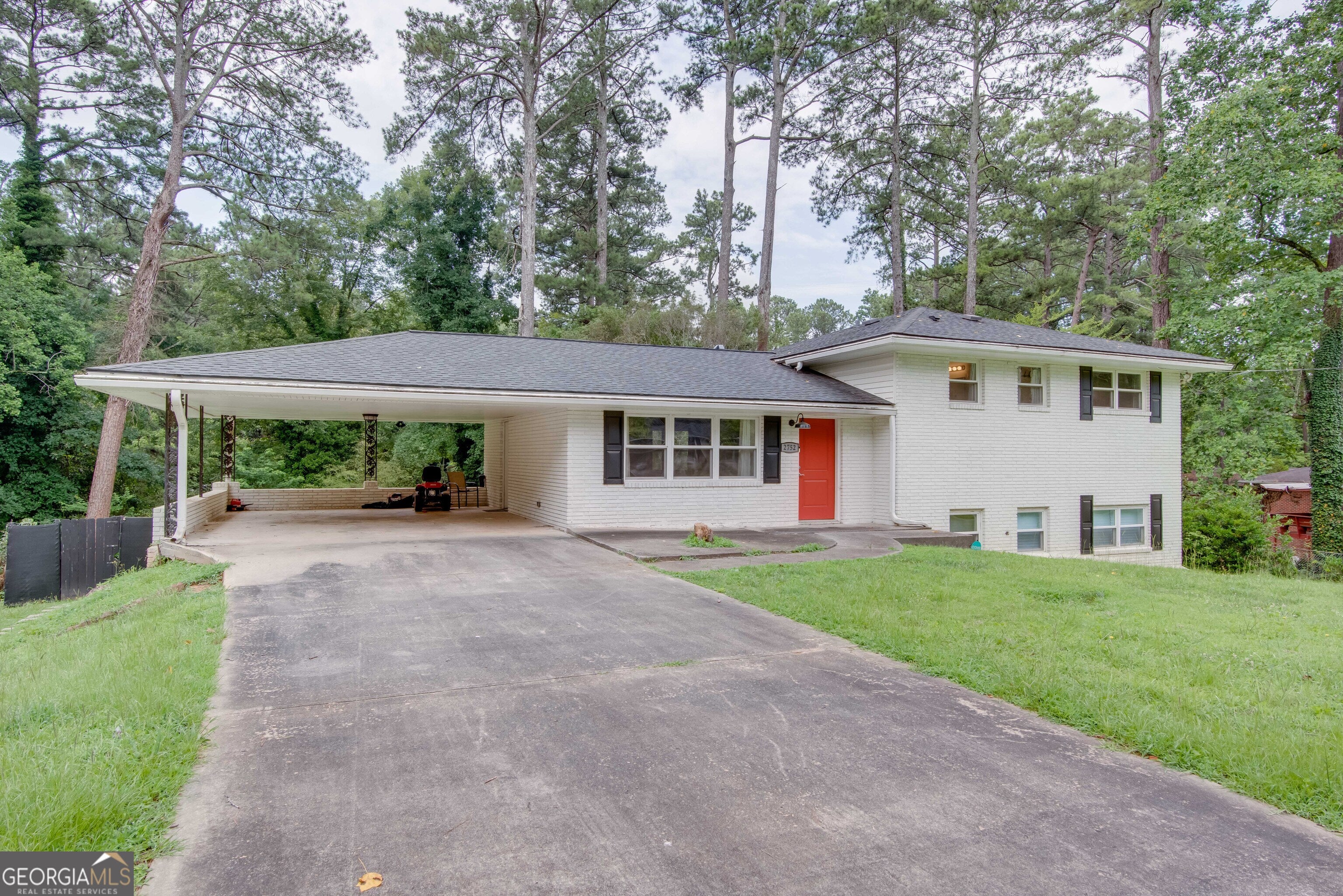2752 Arrowood DR UPSTAIRS