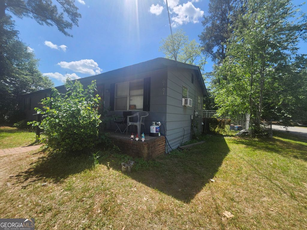Photo of 2101 S Madison Street, Albany, GA 31701 (MLS # 10756812)