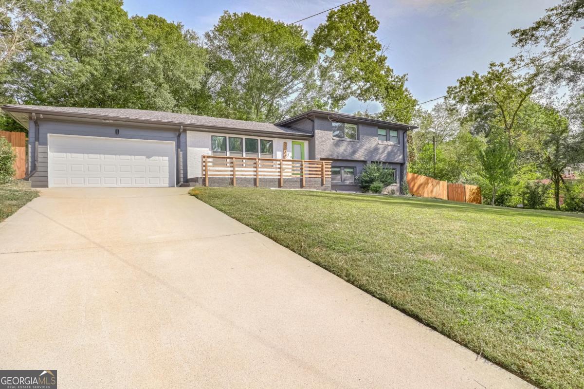 2344 Belmont DR