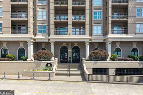 Photo of 3334 Peachtree Road NE #103, Atlanta, GA 30326 (MLS # 10770184)