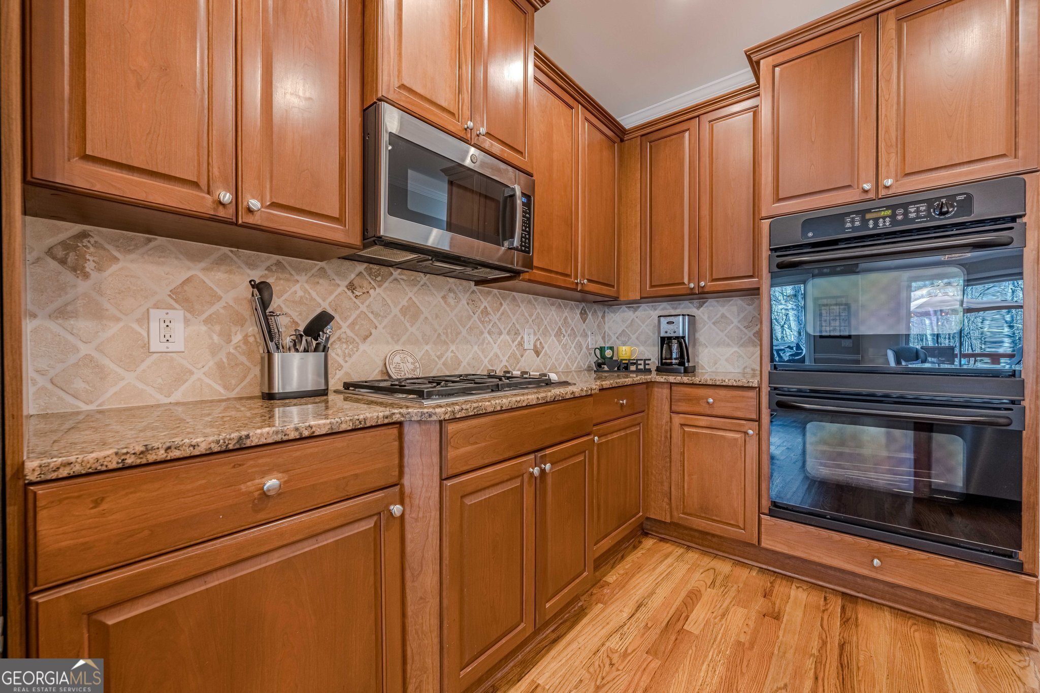 Cumming, Georgia 30040, United States, 5 Bedrooms Bedrooms, ,5 BathroomsBathrooms,Residential,Active,90616