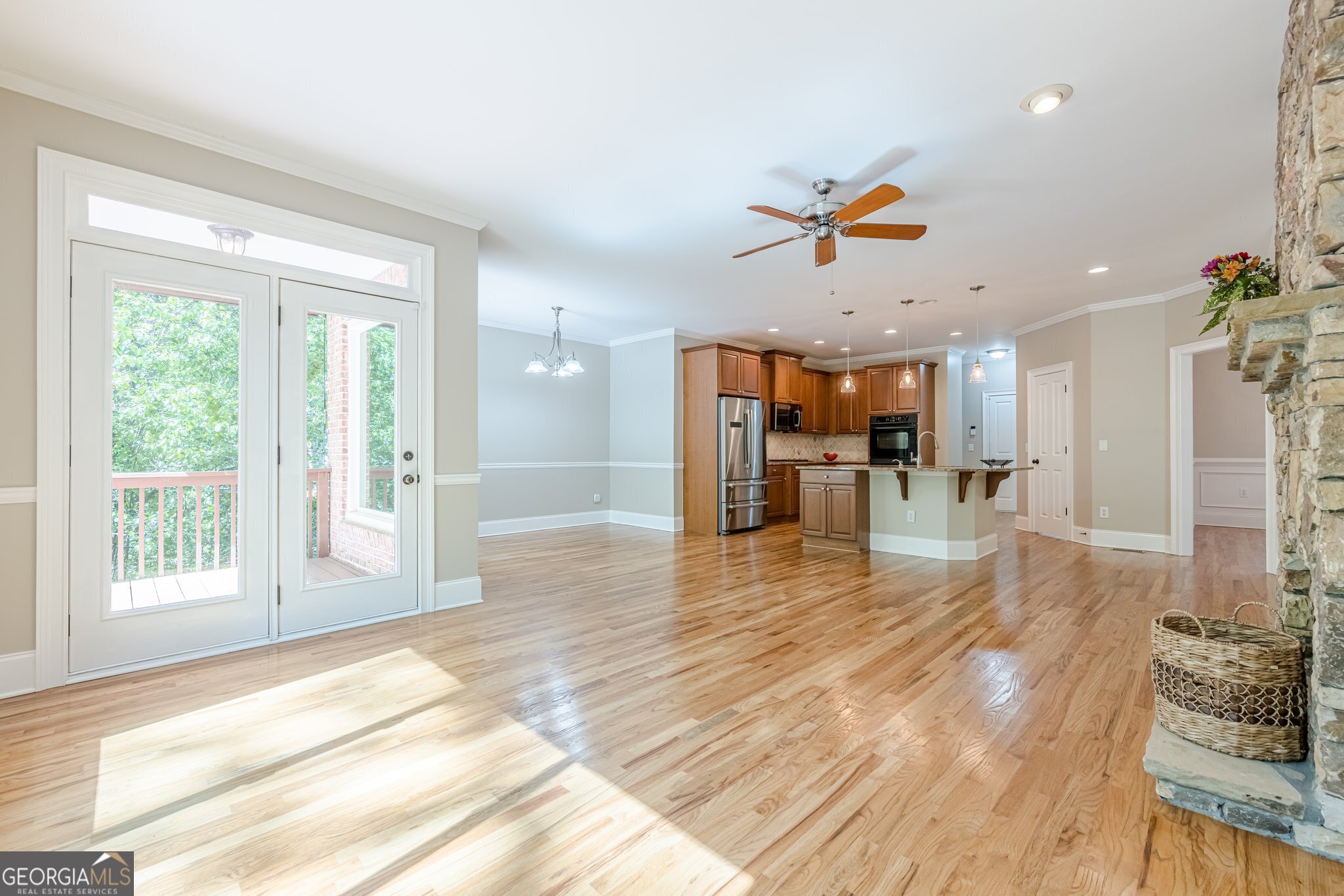 Cumming, Georgia 30040, United States, 5 Bedrooms Bedrooms, ,5 BathroomsBathrooms,Residential,Active,90616