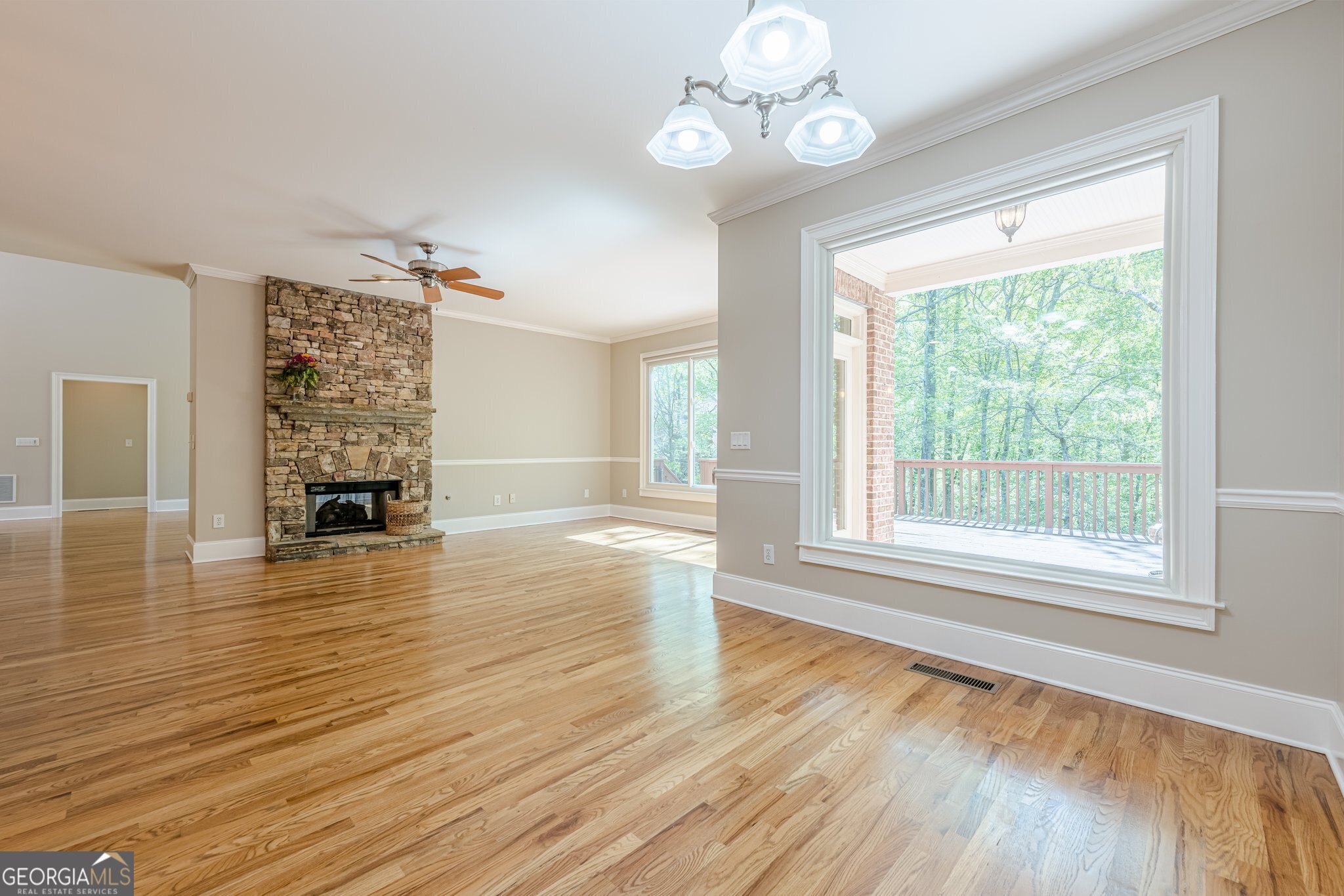 Cumming, Georgia 30040, United States, 5 Bedrooms Bedrooms, ,5 BathroomsBathrooms,Residential,Active,90616