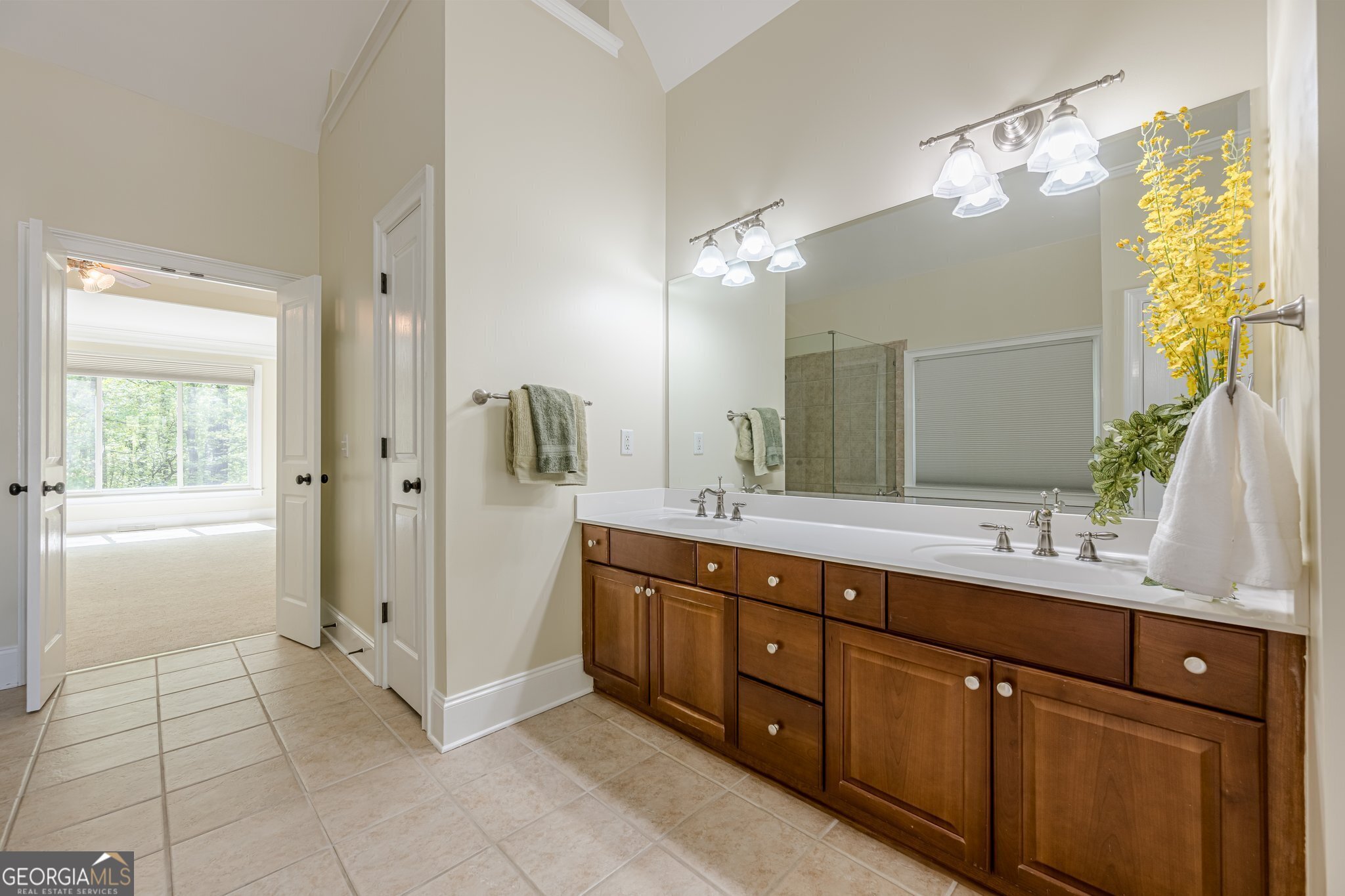 Cumming, Georgia 30040, United States, 5 Bedrooms Bedrooms, ,5 BathroomsBathrooms,Residential,Active,90616