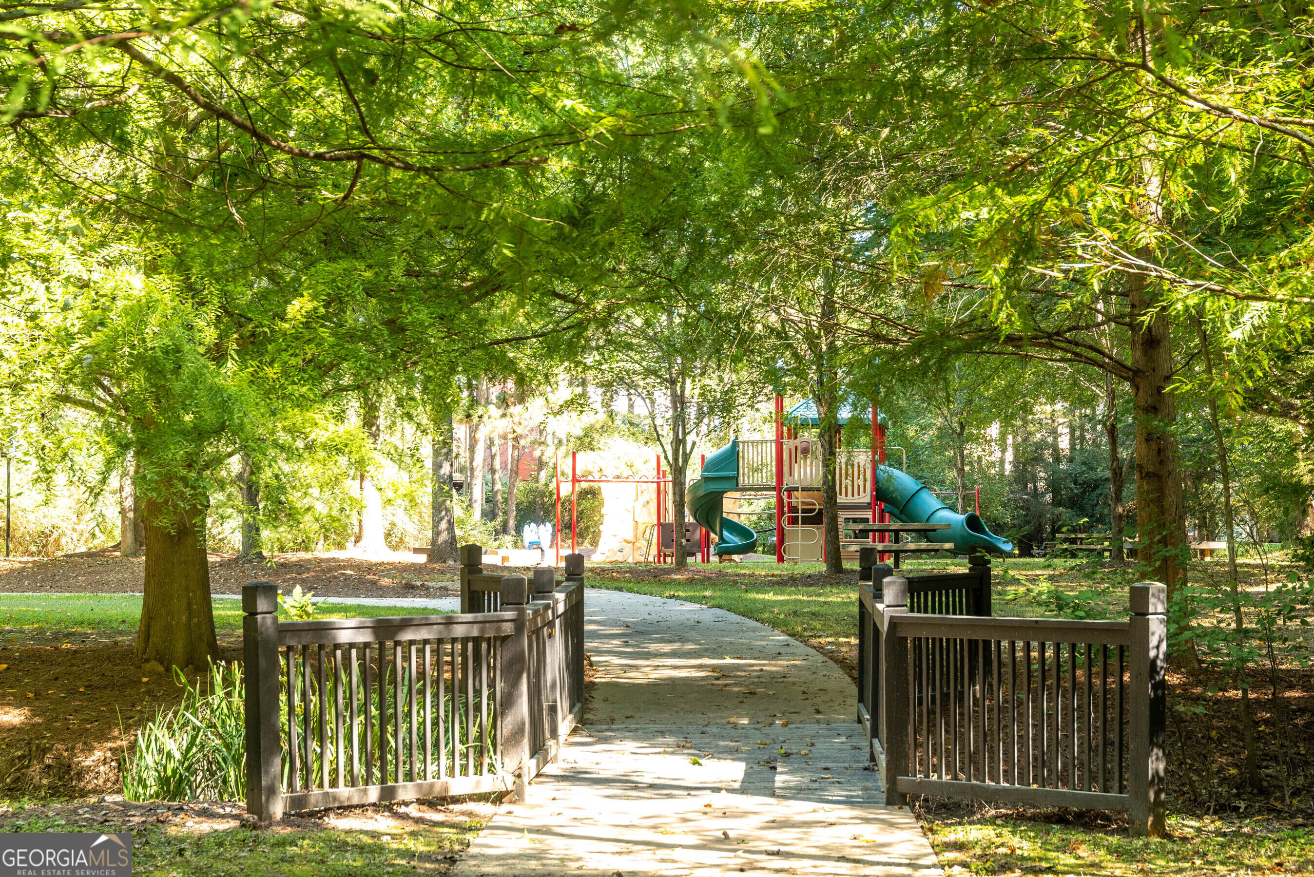 Cumming, Georgia 30040, United States, 5 Bedrooms Bedrooms, ,5 BathroomsBathrooms,Residential,Active,90616