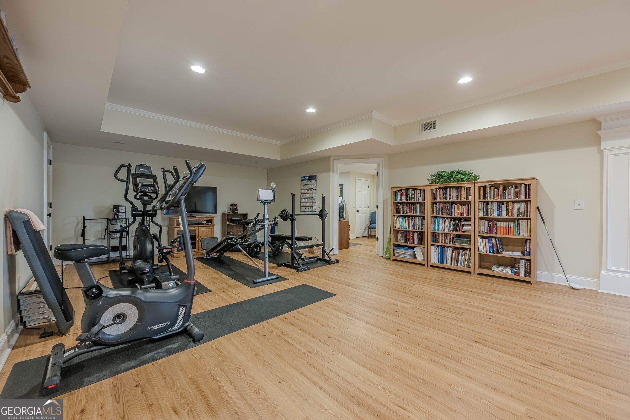 Cumming, Georgia 30040, United States, 5 Bedrooms Bedrooms, ,5 BathroomsBathrooms,Residential,Active,90616