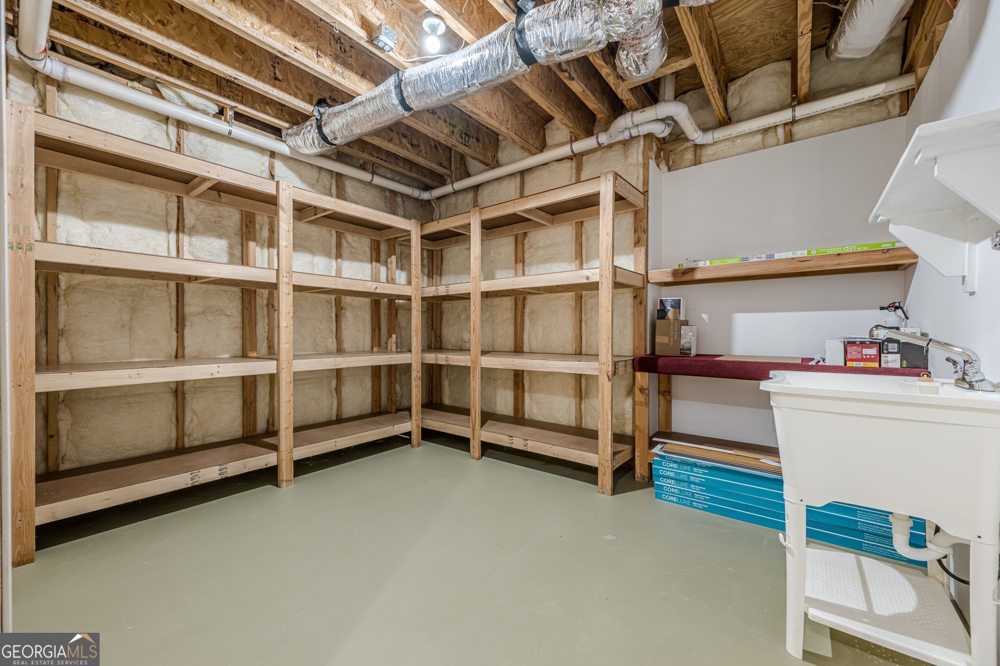 Cumming, Georgia 30040, United States, 5 Bedrooms Bedrooms, ,5 BathroomsBathrooms,Residential,Active,90616