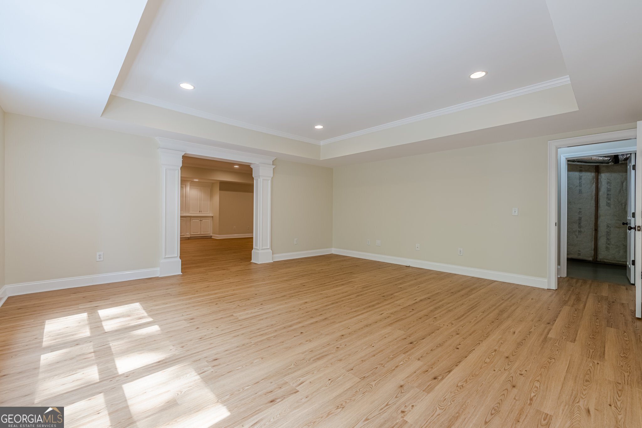 Cumming, Georgia 30040, United States, 5 Bedrooms Bedrooms, ,5 BathroomsBathrooms,Residential,Active,90616