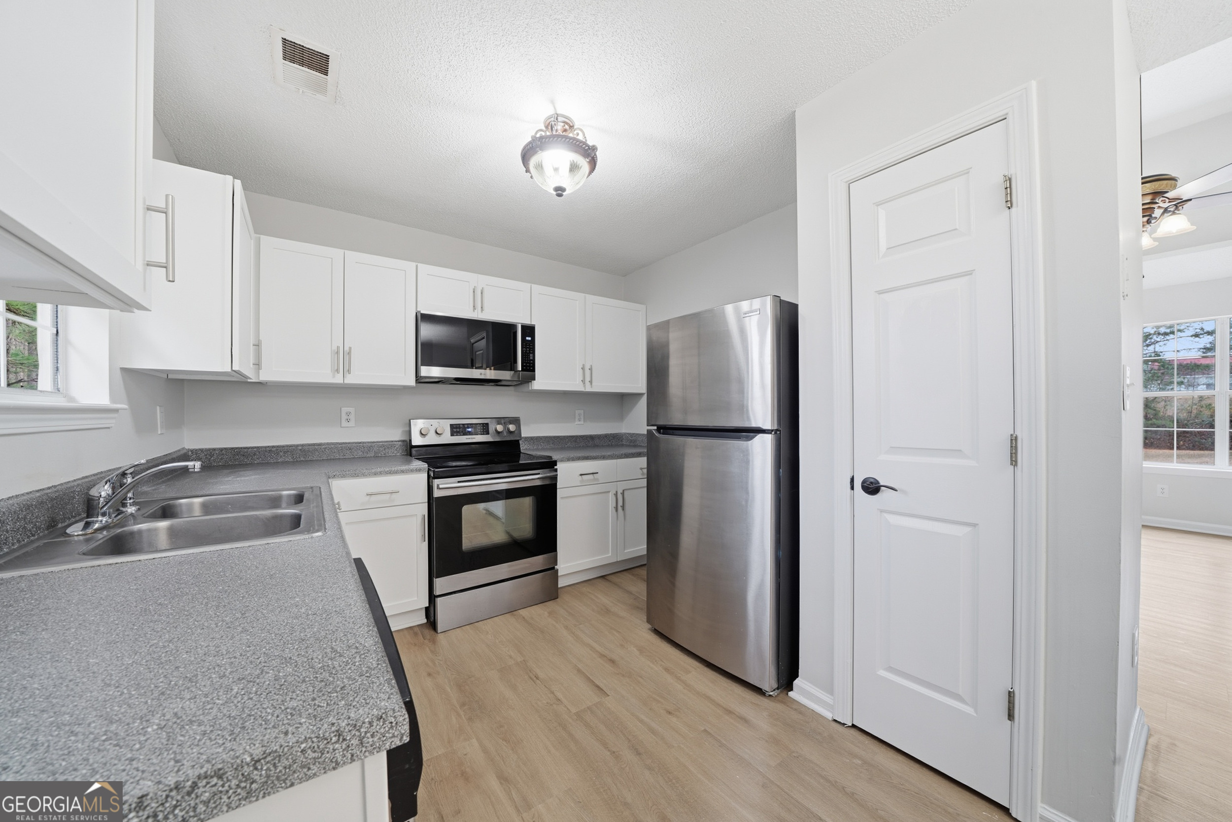 3754 Salem Meadows DR