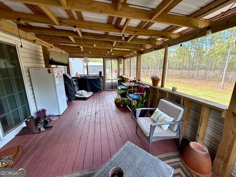 A home in Folkston