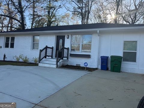 Photo of 2899 Gresham Road SE, Atlanta, GA 30316 (MLS # 10716340)