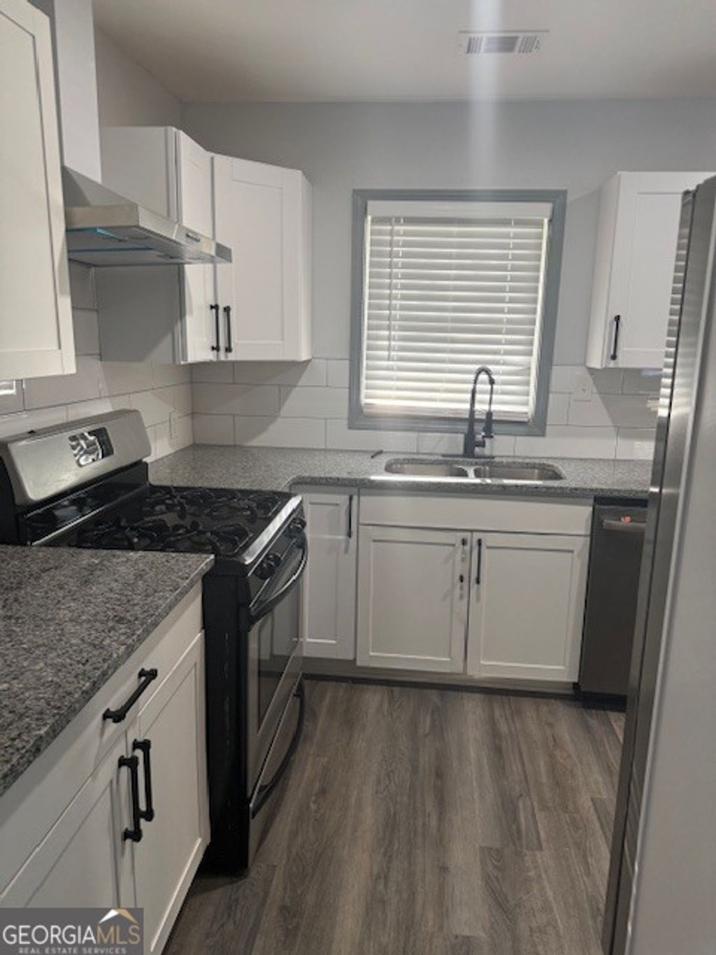 Photo of 2899 Gresham Road SE, Atlanta, GA 30316 (MLS # 10716340)