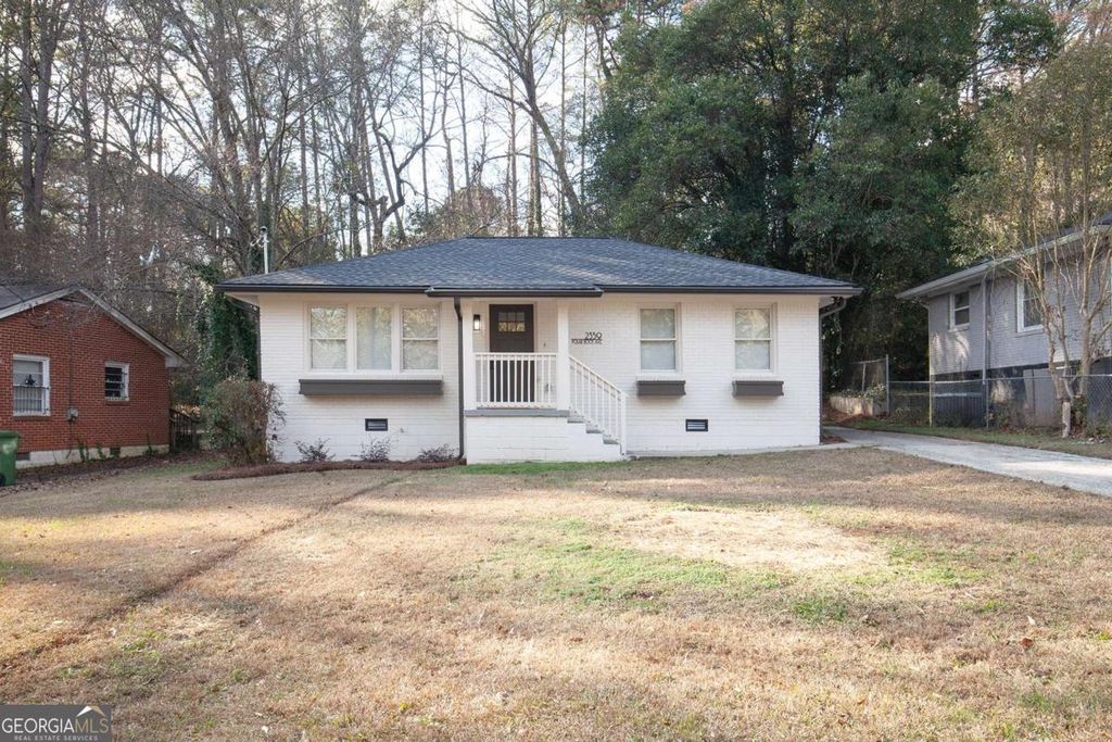 Photo of 2359 Polar Rock Avenue SW, Atlanta, GA 30315 (MLS # 10658312)