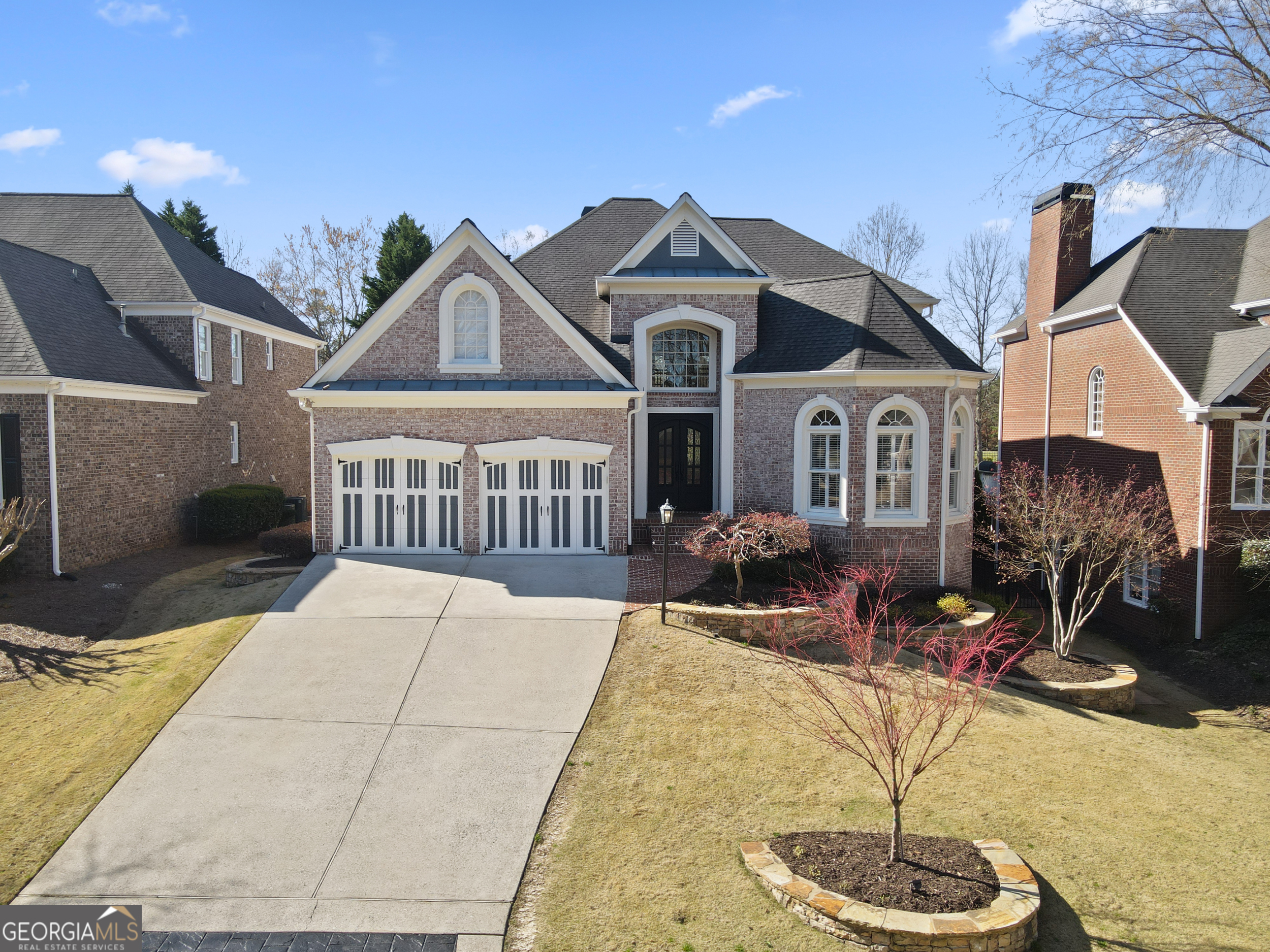5325 Davenport MNR