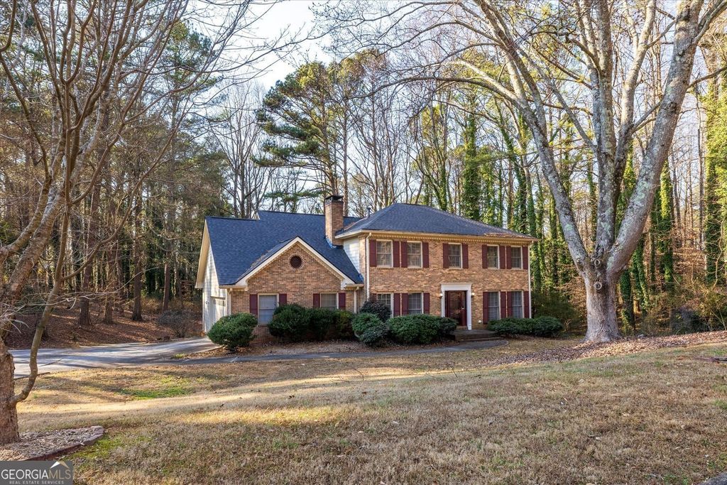 Photo of 1594 Howell Highlands Drive, Smoke Rise, GA 30087 (MLS # 10689939)