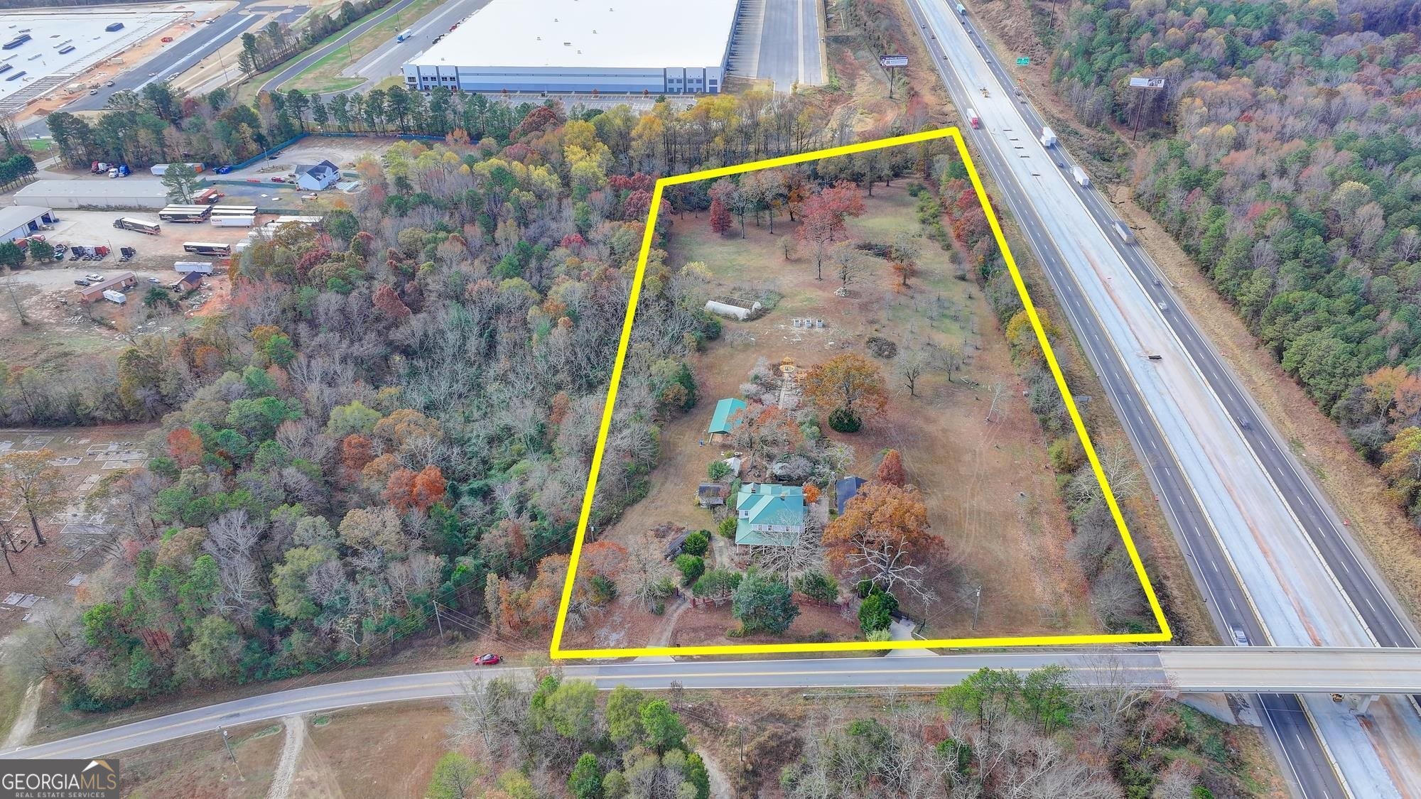 221 Plainview RD