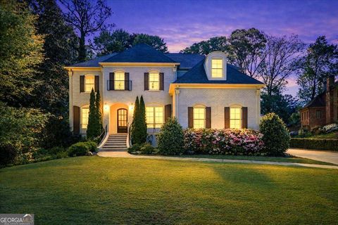 Photo of 4815 Kitty Hawk Drive NE, Atlanta, GA 30342 (MLS # 10728516)