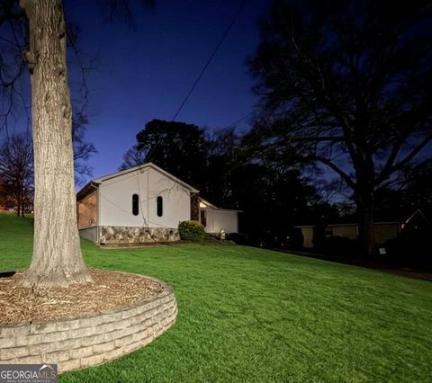 2966 Riviera DR NW Conyers GA 30012