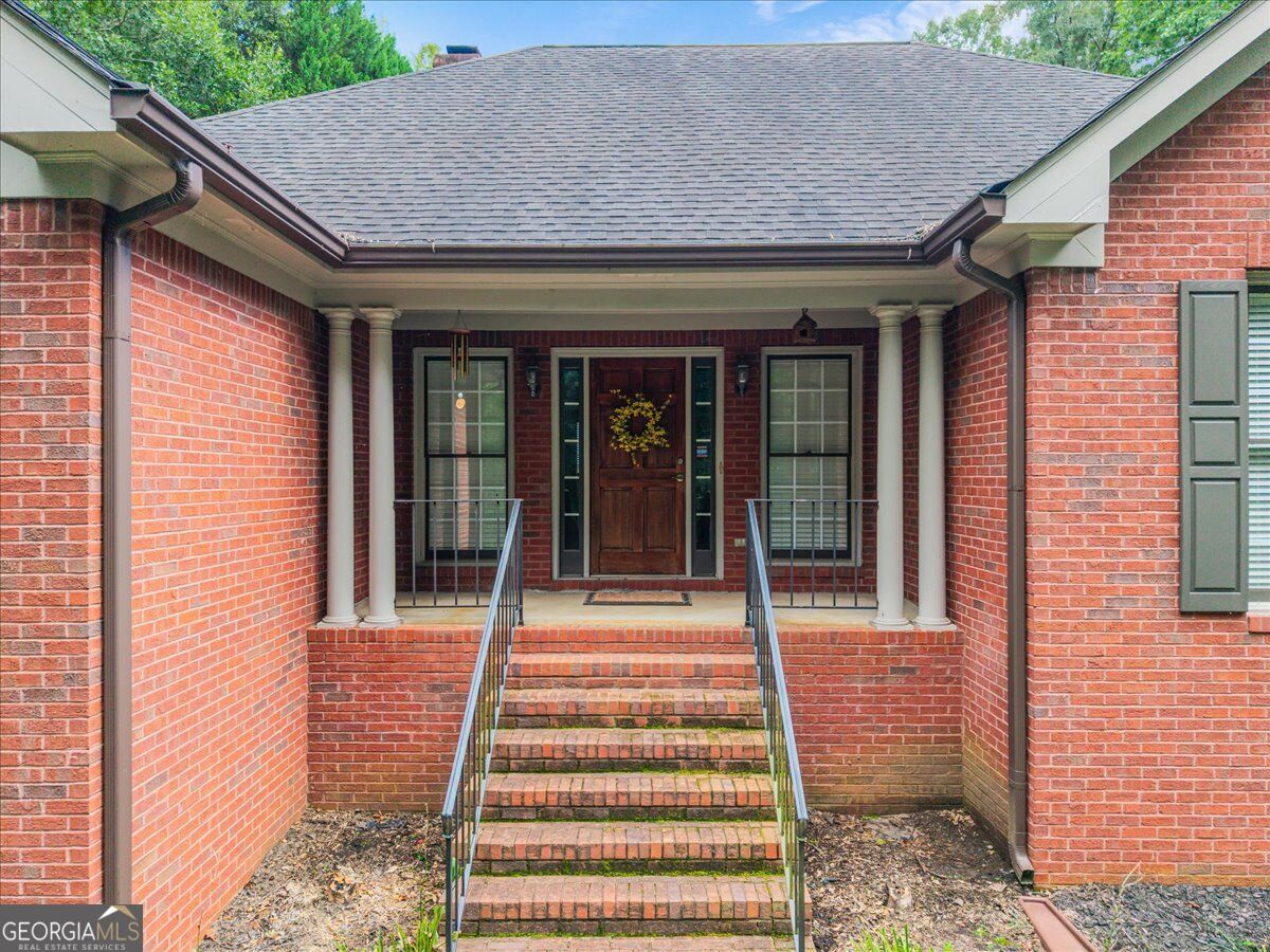 90 Skyview DR