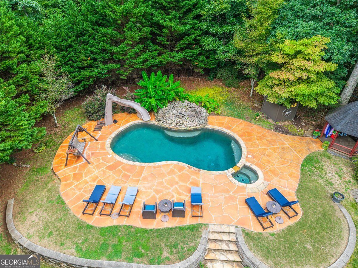 90 Skyview DR