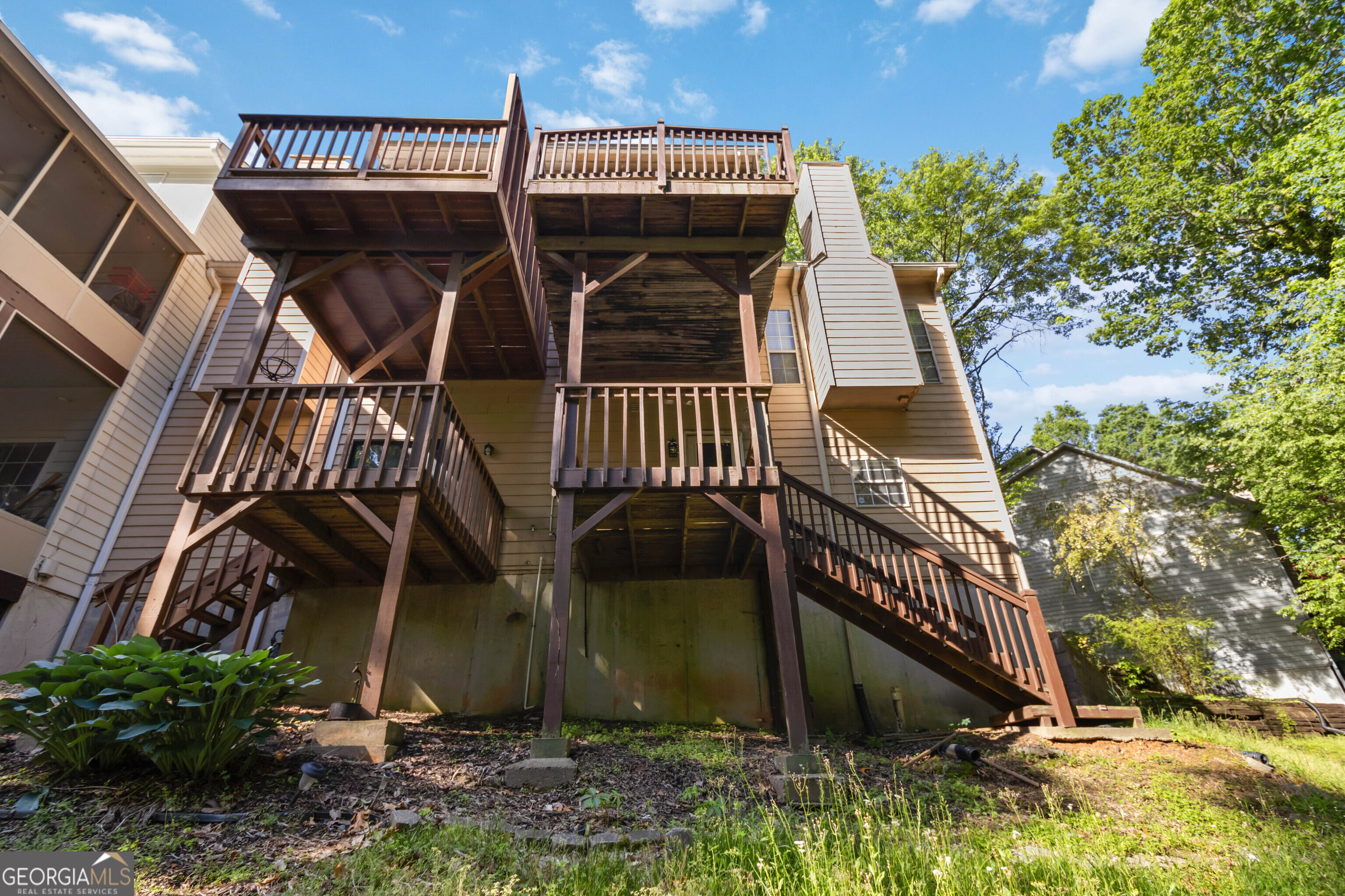 Barnes Mill Lake - Residential