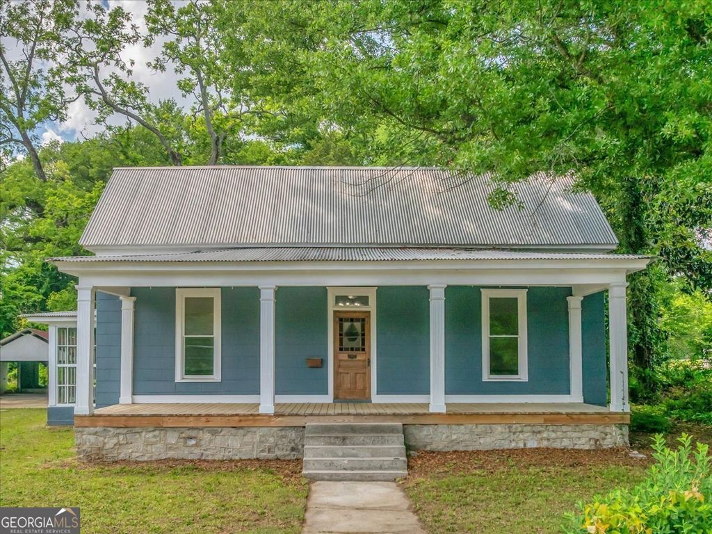 Photo of 1128 Milstead Avenue NE, Conyers, GA 30012 (MLS # 10740807)