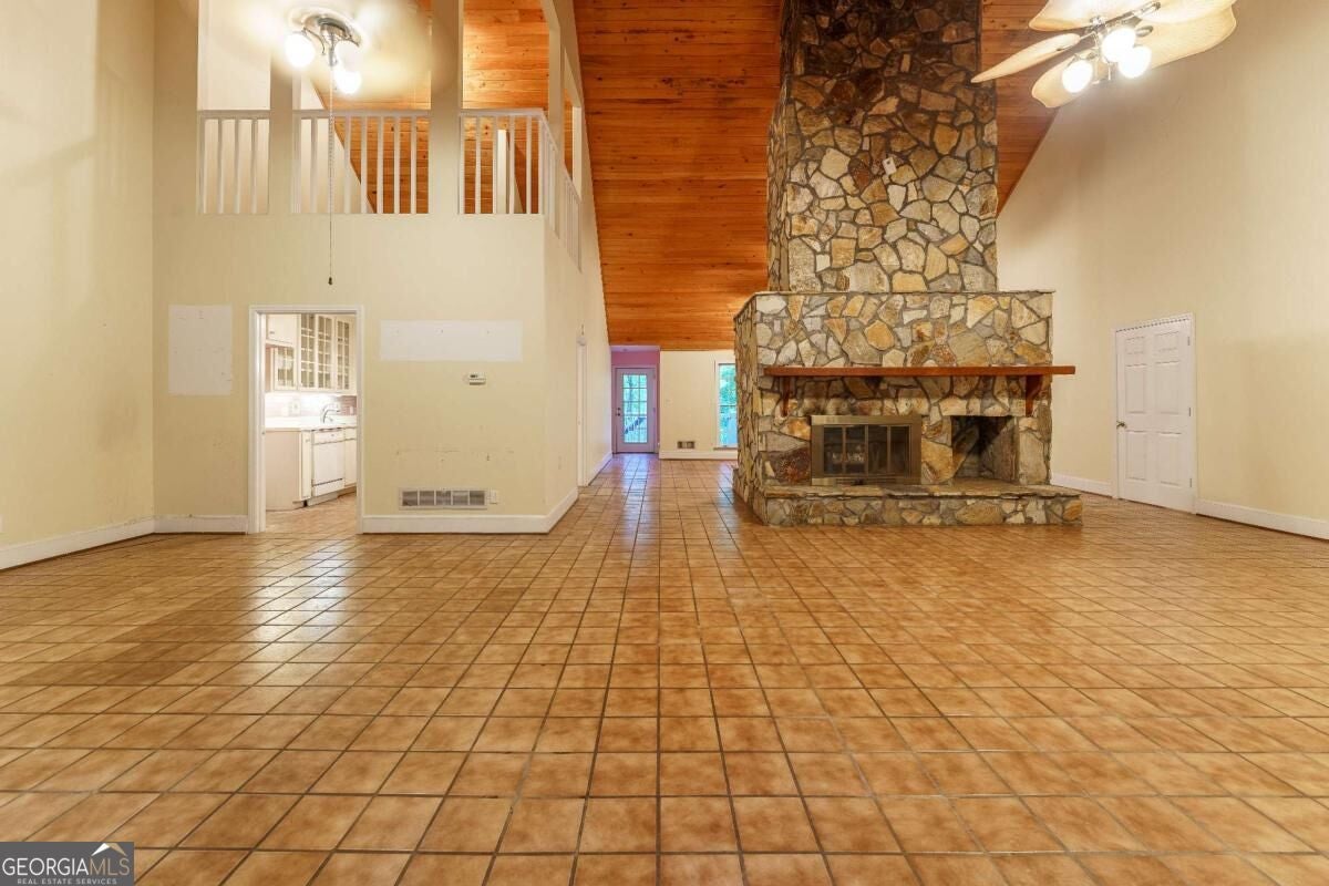 172 Leaf Lake DR