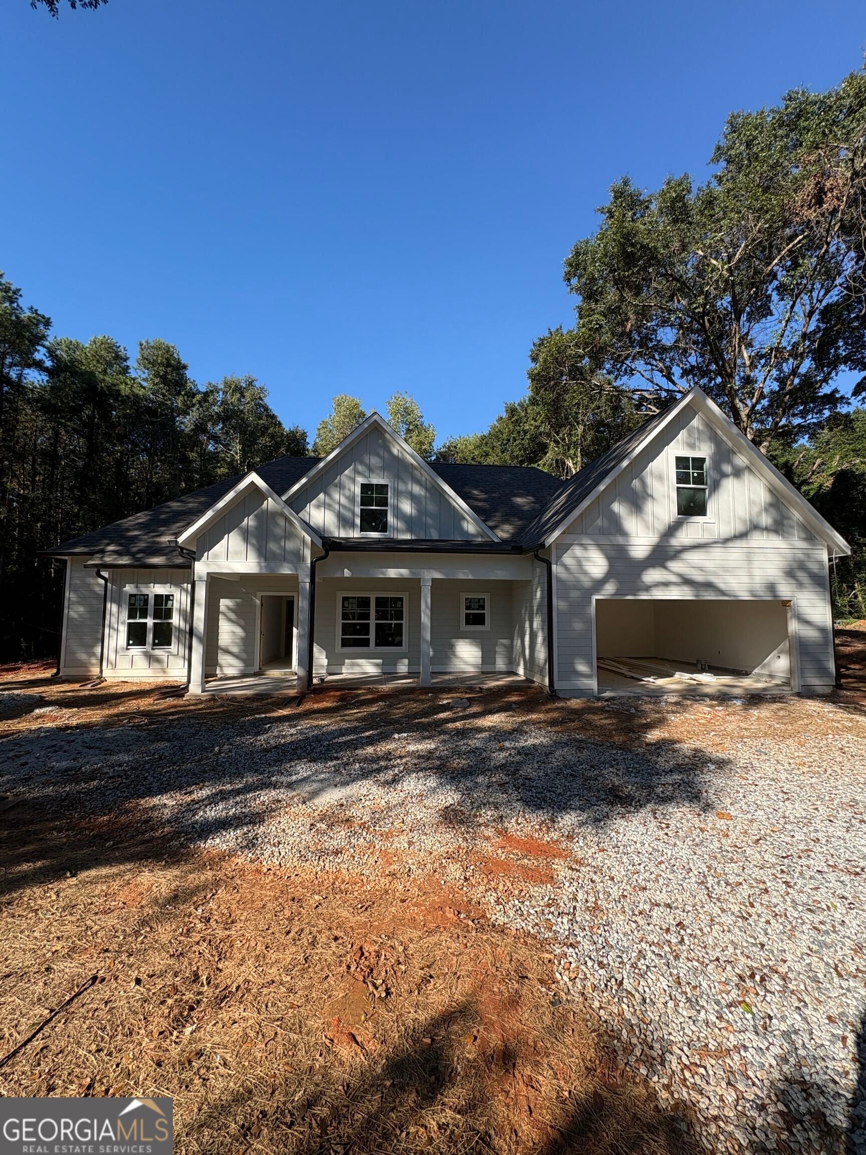 427 Holman Autry RD