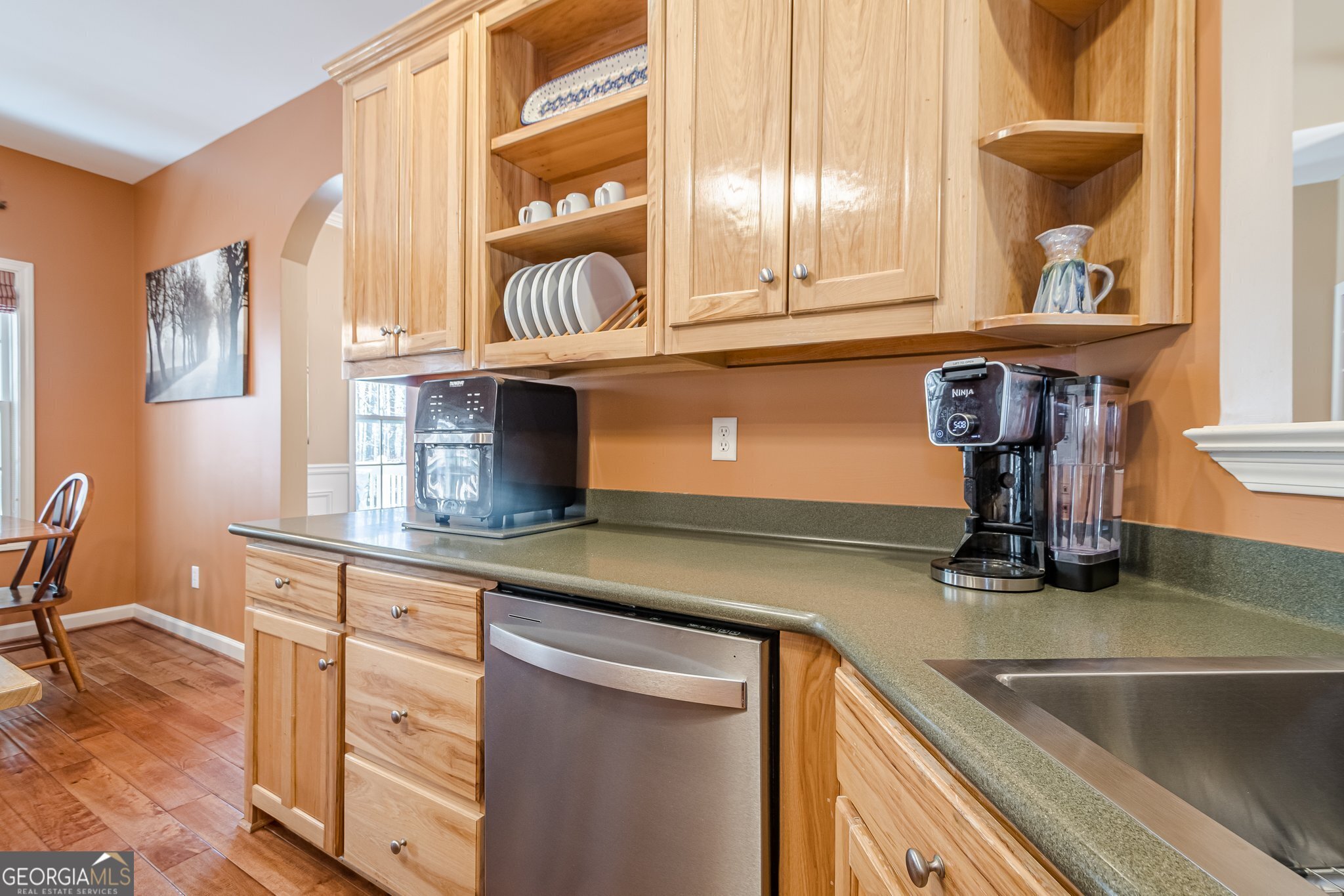 Canton, Georgia 30114, United States, 3 Bedrooms Bedrooms, ,3 BathroomsBathrooms,Residential,Active,76560