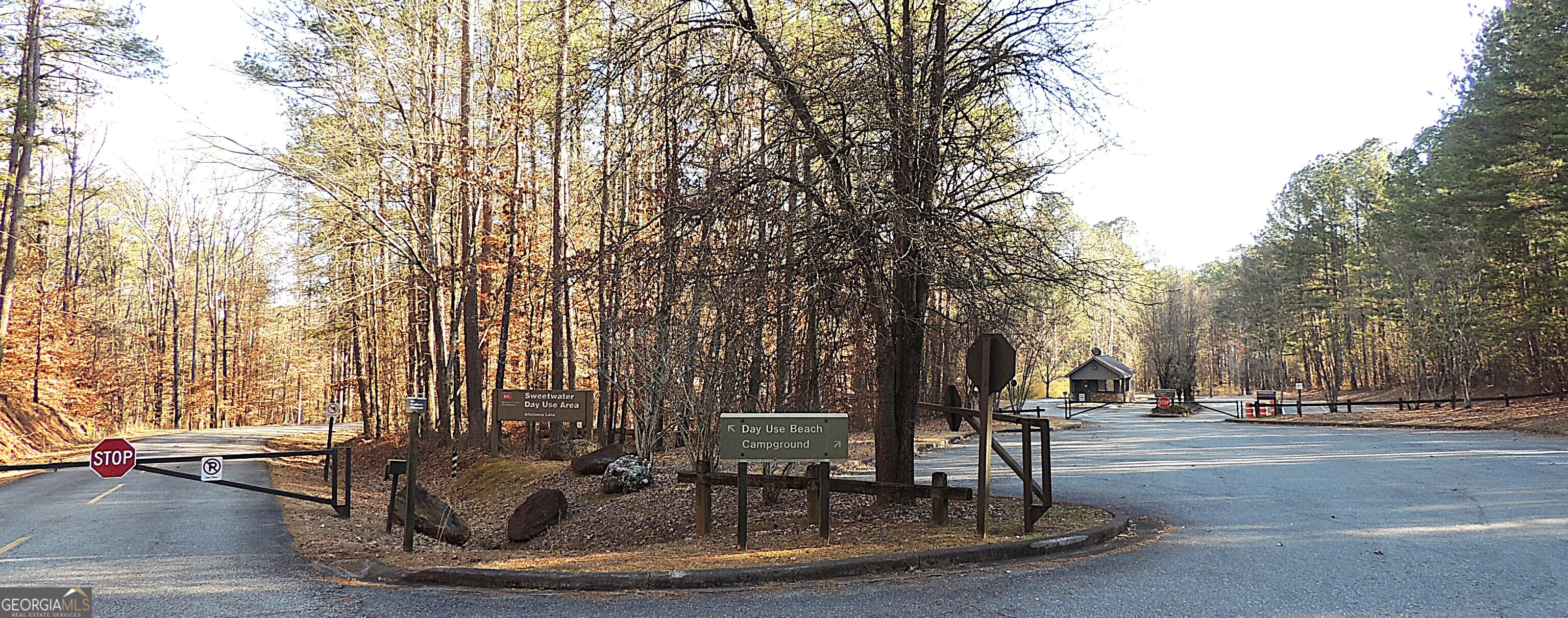 Canton, Georgia 30114, United States, 3 Bedrooms Bedrooms, ,3 BathroomsBathrooms,Residential,Active,76560