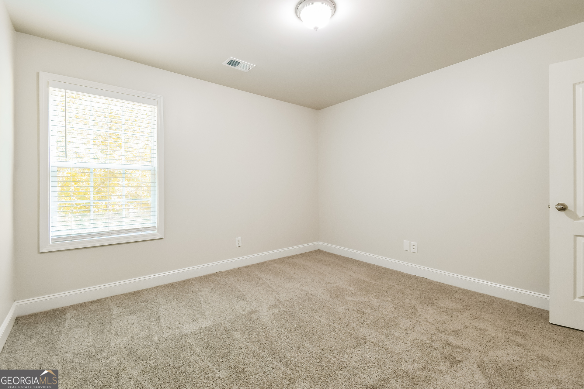 TIFFANY MILL - Residential Lease