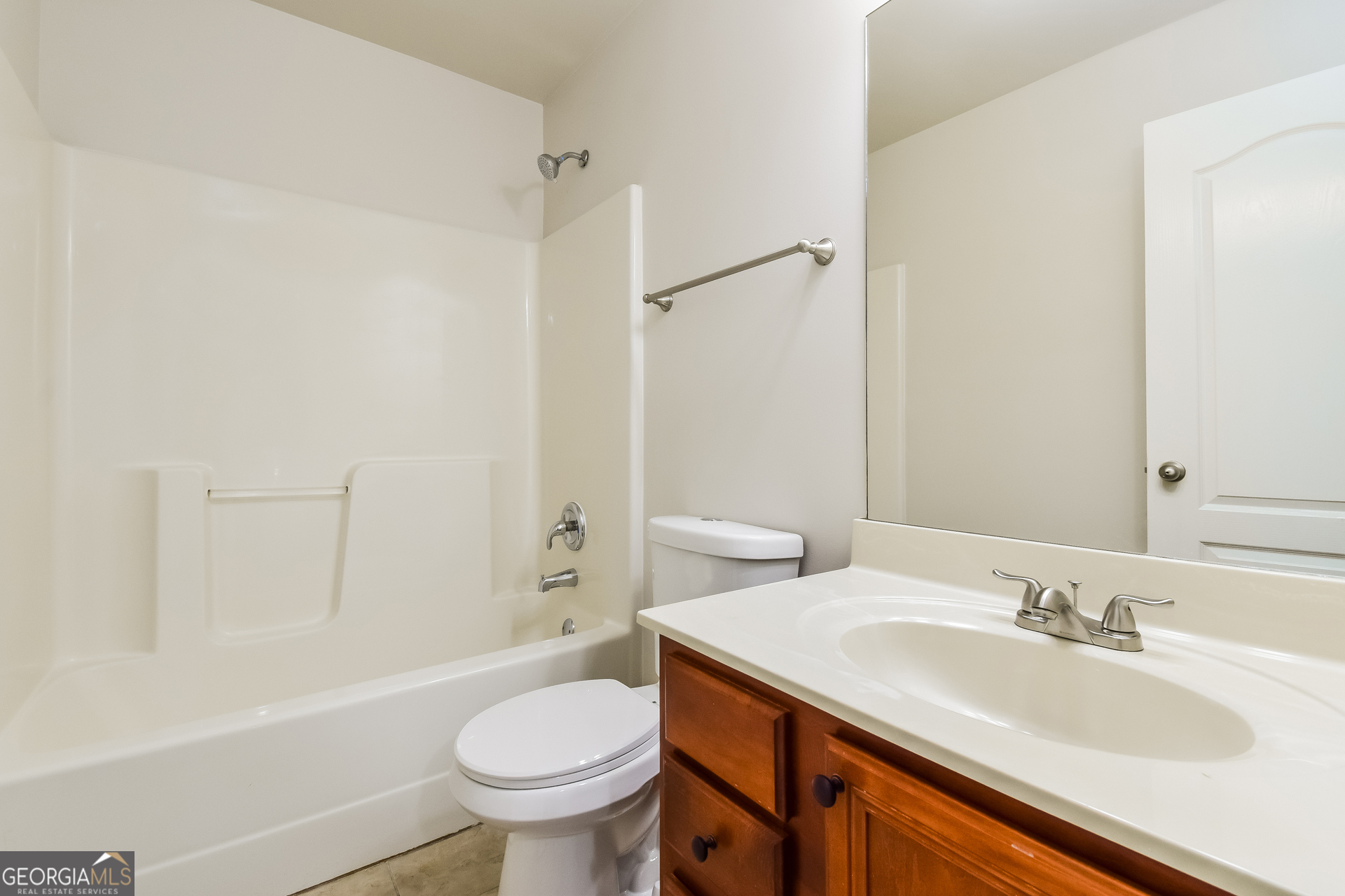 TIFFANY MILL - Residential Lease