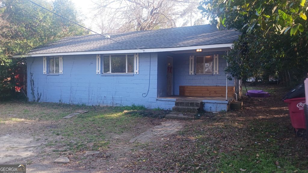 Photo of 2370 Rogers Place, Macon, GA 31204 (MLS # 10702499)